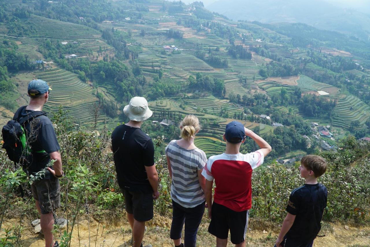 Huy Trung Homestay Бак-Ха Екстер'єр фото