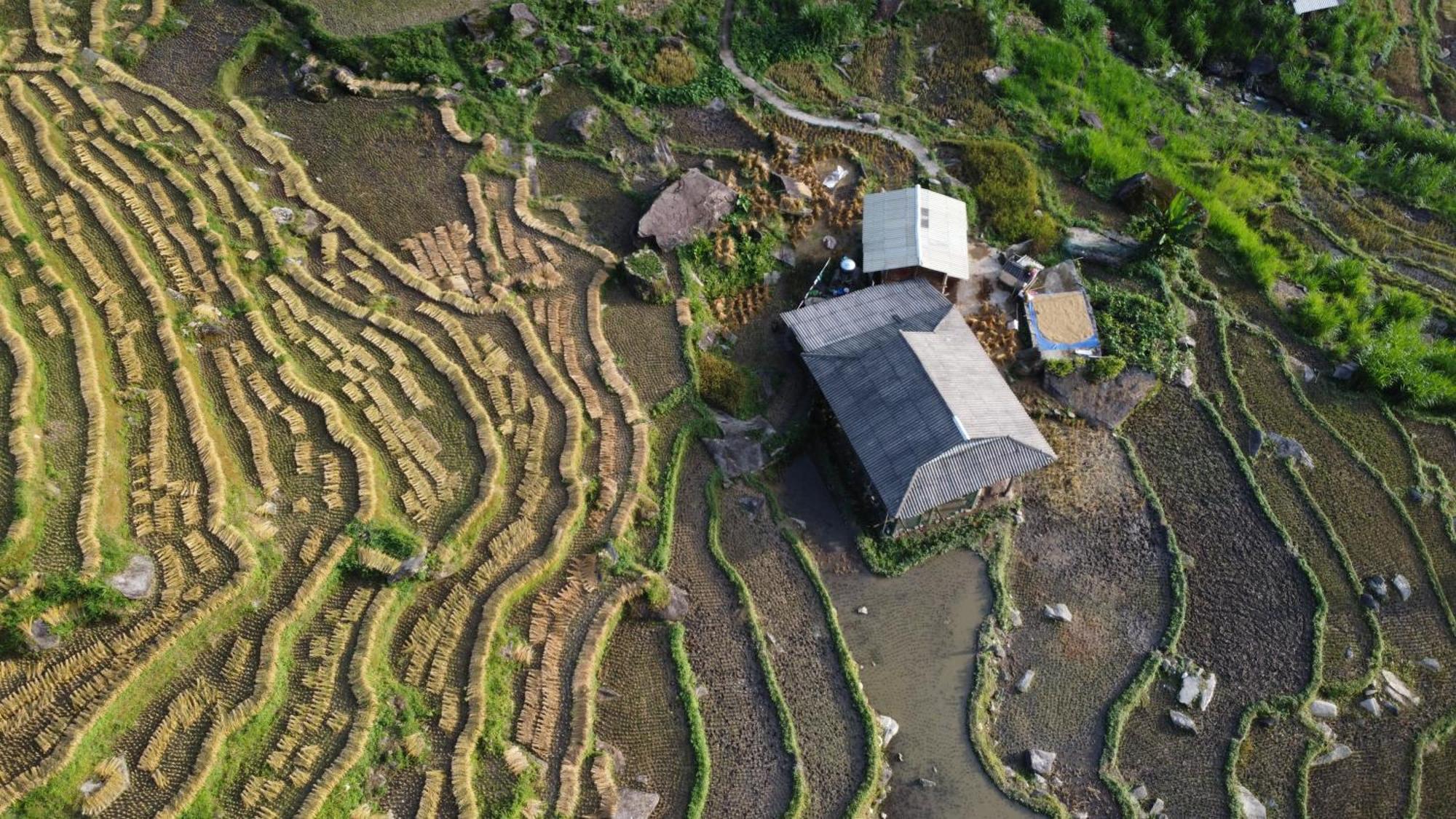 Huy Trung Homestay Бак-Ха Екстер'єр фото